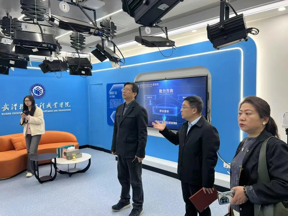 805464b882af51aba7a8dc23f31e15a